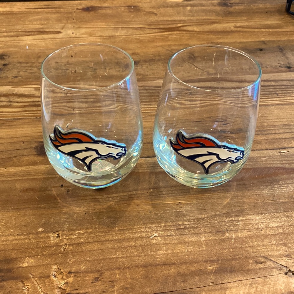 🆕 BRAND NEW Denver Broncos Wine Glasses
